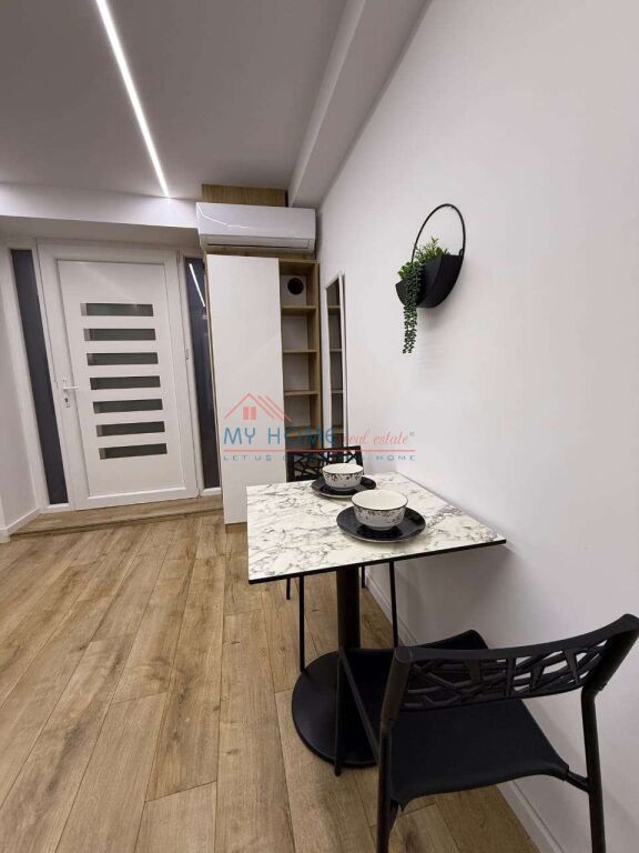 Garsoniere me qera tek 21 Dhjetori ne Tirane