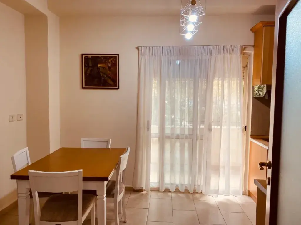 Rent | Apartament 2 + 1 | Brryli | 750 €/month