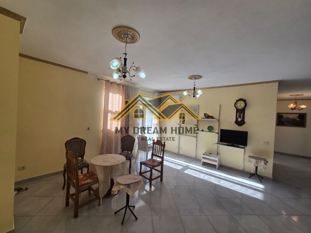 JEPET APARTAMENT 2+1+2 ME QIRA PRANE KAZAZIT
