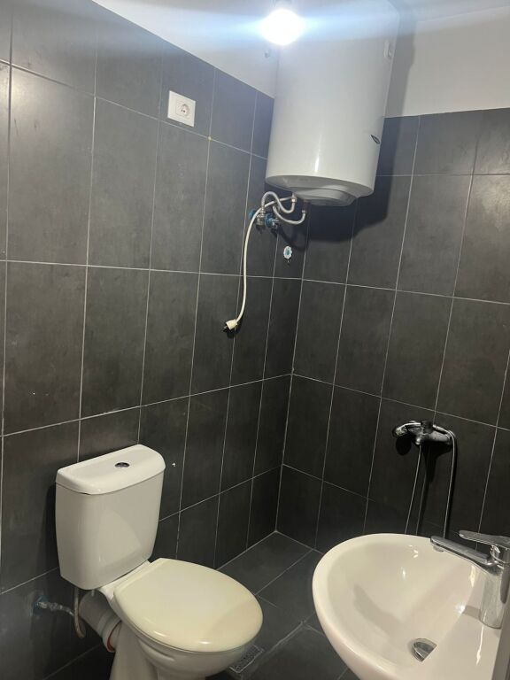 House 1+1 for rent in Selite