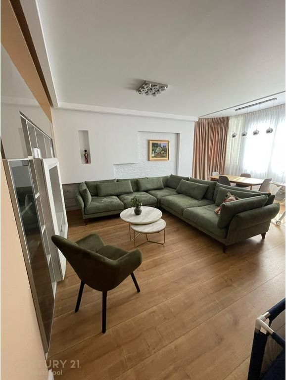 MYSLYM SHYR, APARTAMENT 2+1 PER QIRA! 1,000 € /Muaj Sip. Totale  80m2