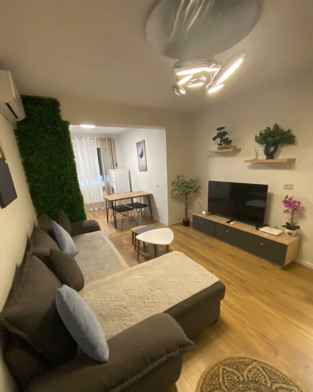 Luxury 2+1 apartment for rent at Mozaiku of Tirana, Zogu i Zi, Muhamet Gjollesha Street, Construction Engineering, Kavaja Street, 21 Dhjetori, Embassy Block, Durres Street, Mine Peza Street📍