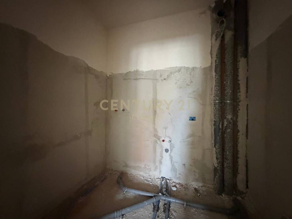 PASKUQAN, SELL APARTMENT 1+1 83,000 € Total Area  75m2
