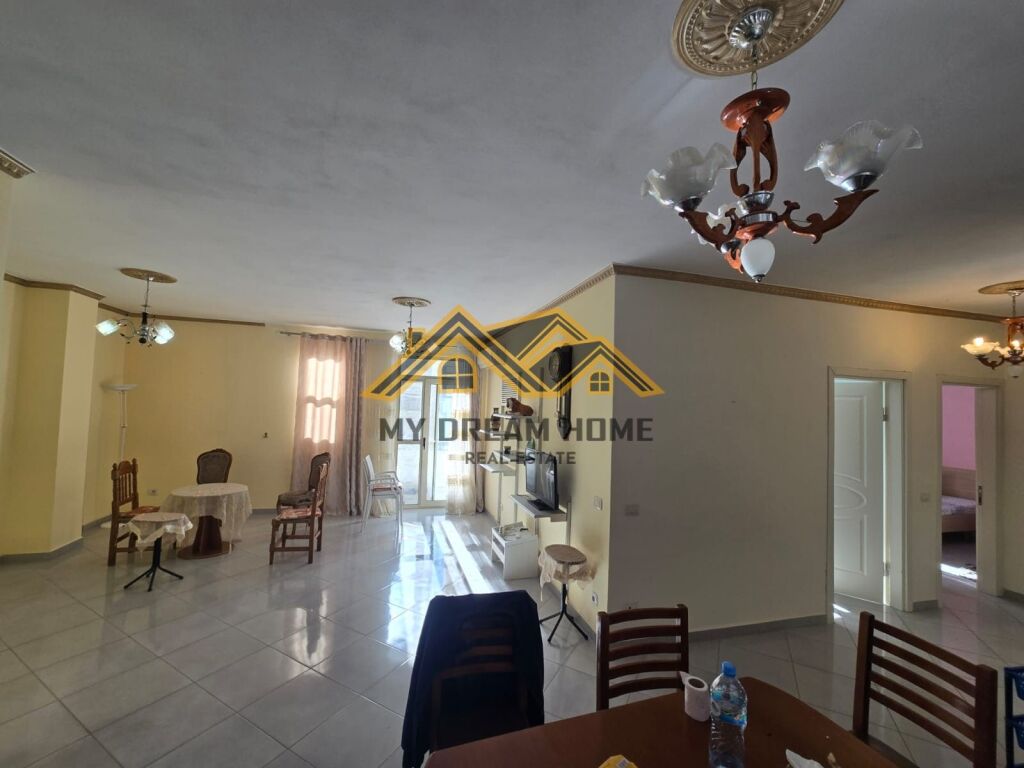 JEPET APARTAMENT 2+1+2 ME QIRA PRANE KAZAZIT