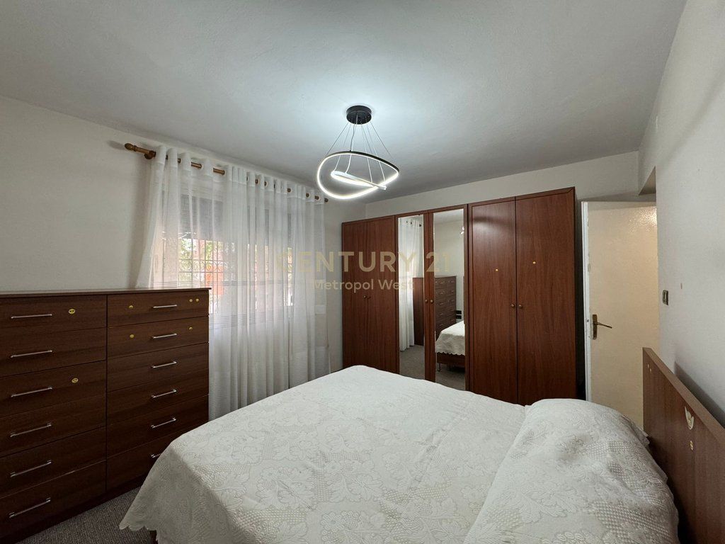 Shkolla e Baletit, apartament 1+1 me qira