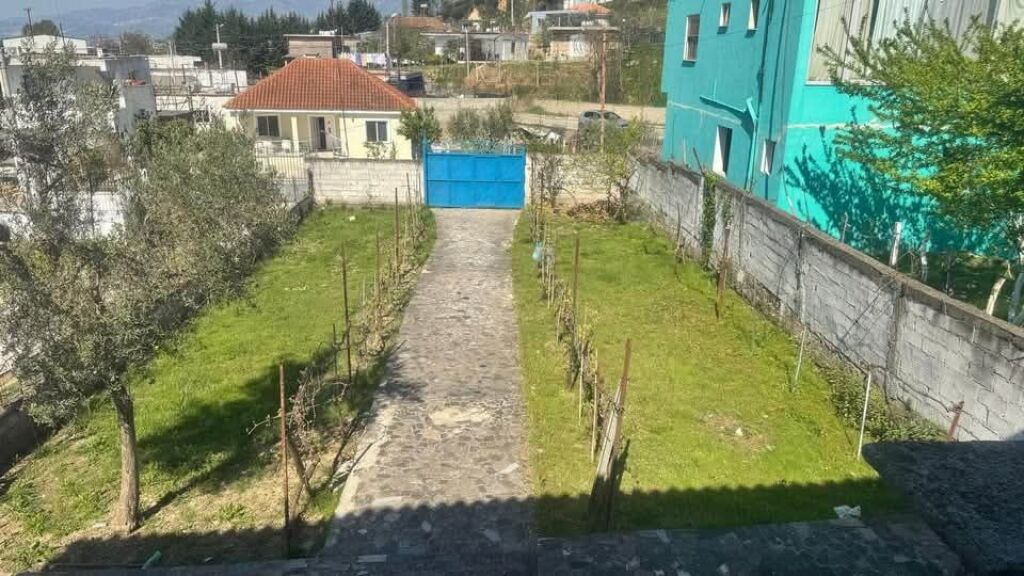 OCCASION! PRIVATE HOUSE FOR SALE 2 FLOORS + 600M LAND - MEZEZ, TIRANA