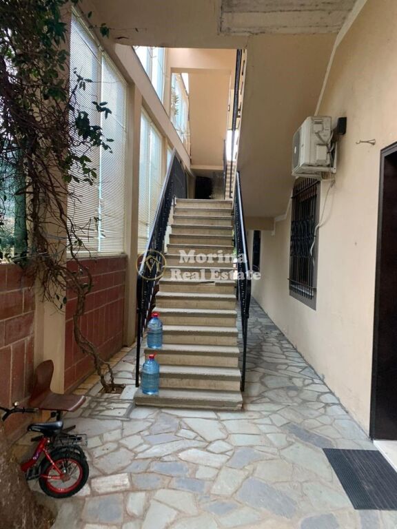 Qera | Vilë 3 + 1 | Shkozë | 3000 €/muaj