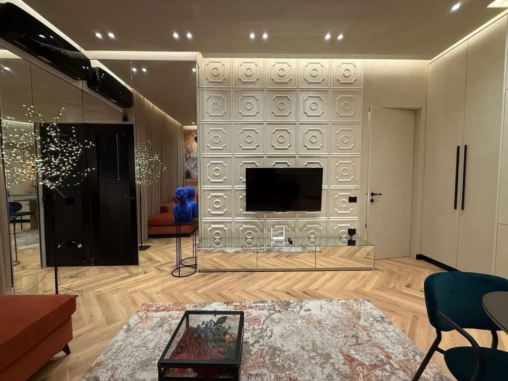 Apartment 1+1 with parking space at Square 21!