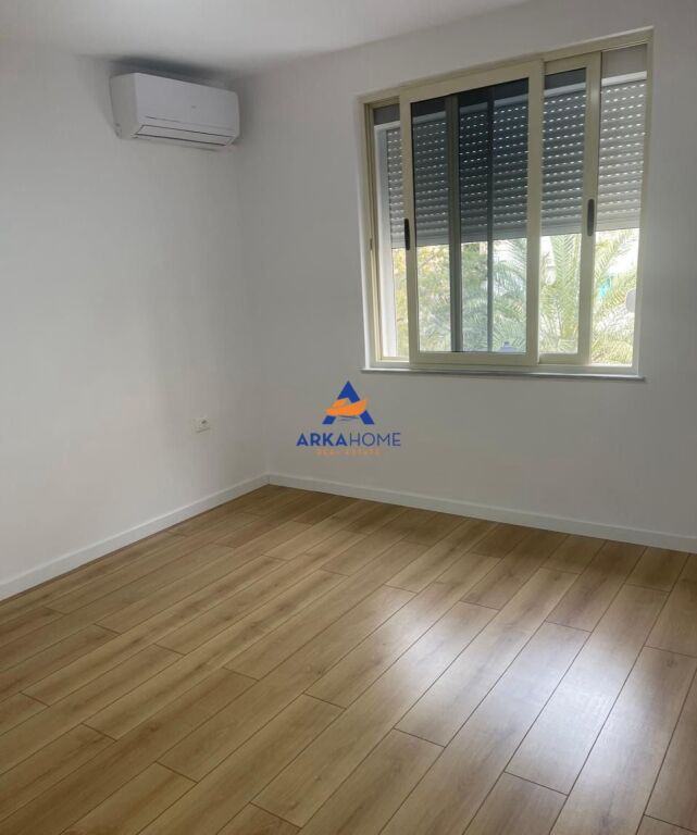 SHITET APARTAMENT 2+1 "TEK 21 DHJETORI" 175.000 EURO