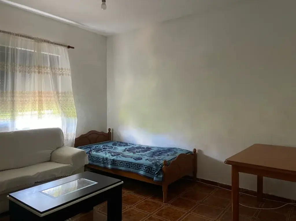 Rent | Shtëpi private 1 + 1 | Qytet Studenti | 280 €/month