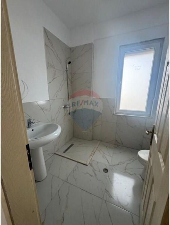 Apartament - Për Shitje - Pallatet e Verdha, Laprake, Tiranë
