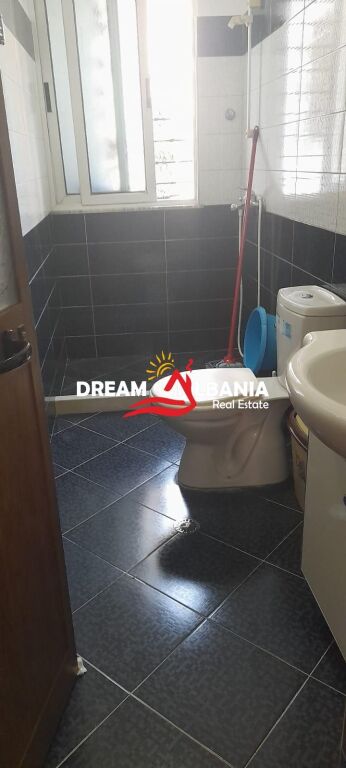 Apartament me qera 3+1 në zonën e Varrit të Bamit prane Kopshtit Cufo (ID 4239093)