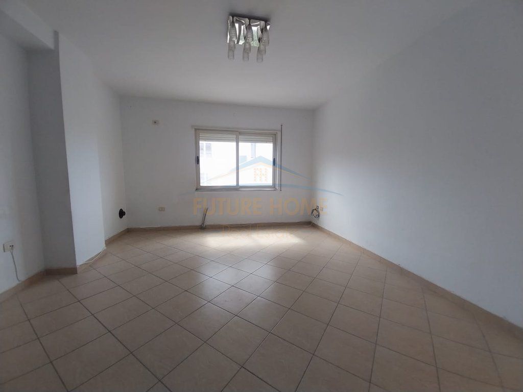 Qera, Apartament 2+1, Rruga Jordan Misja, Tiranë