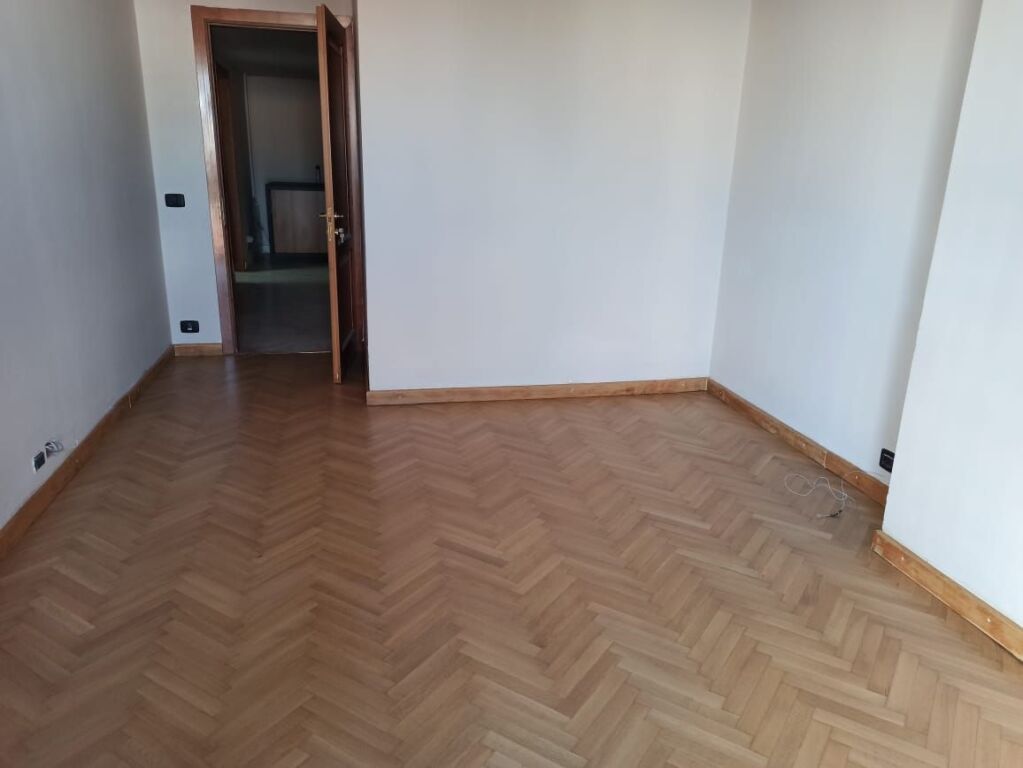 OFFICE SPACE FOR RENT AT TOPTANI