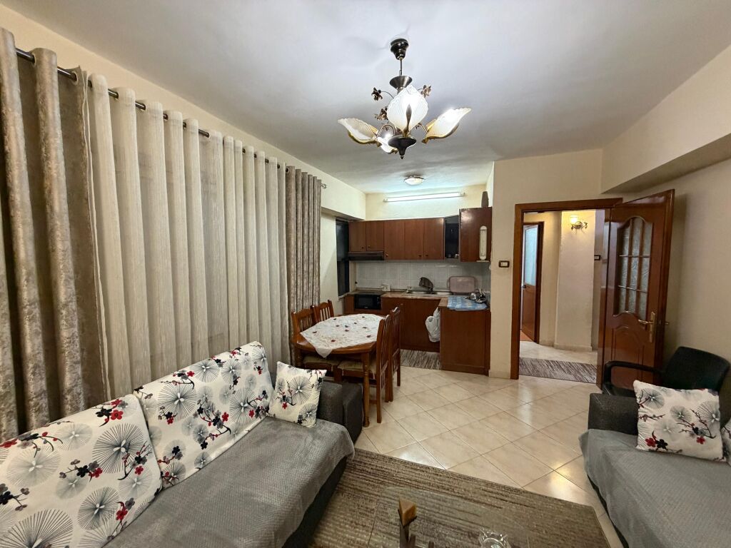 Shitet Apartament 1+1 te Spitali ne Durres !