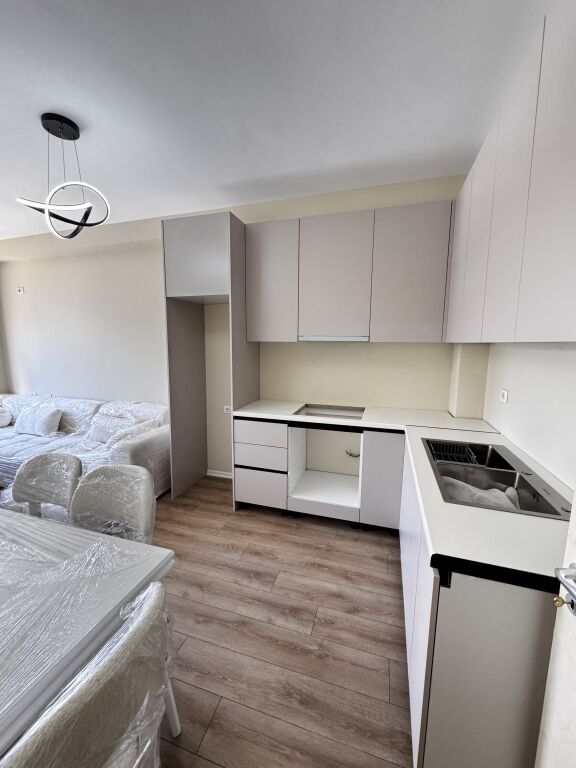SHITET APARTAMENT 2+1 kompleksi molla