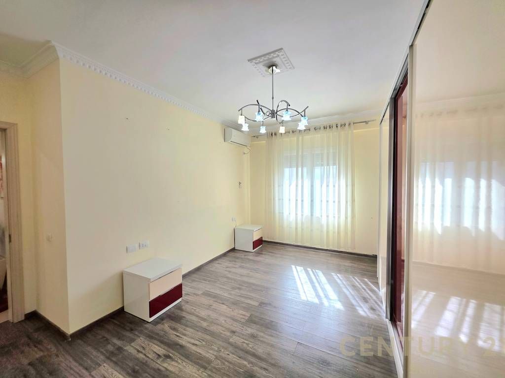 APARTMENT 2+1+2 FOR SALE NEAR THE ZOOLOGICAL GARDEN