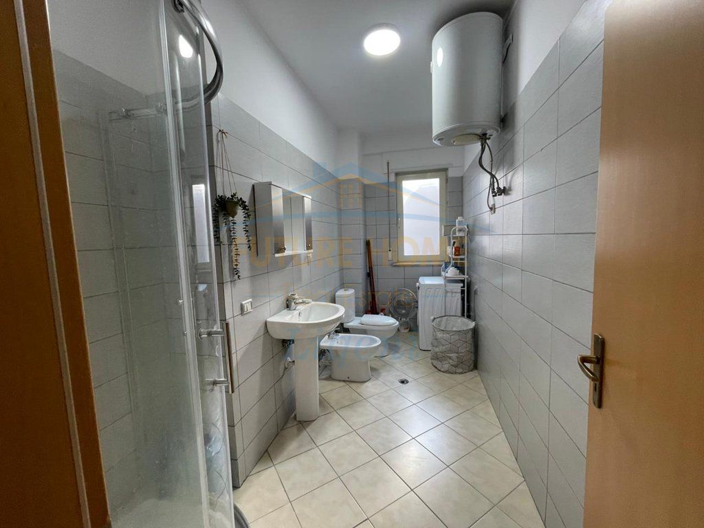 Apartament 1+1, Liqeni I Thatë, Tiranë.