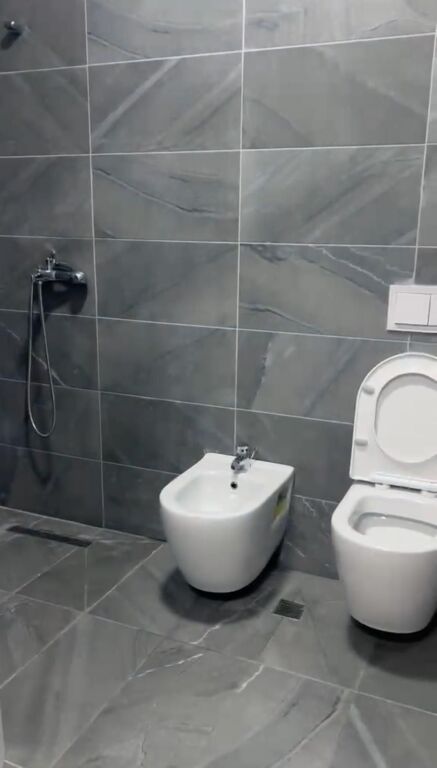 Rent | Ambjent Biznesi | Bulevardi i Ri | 600 €/month