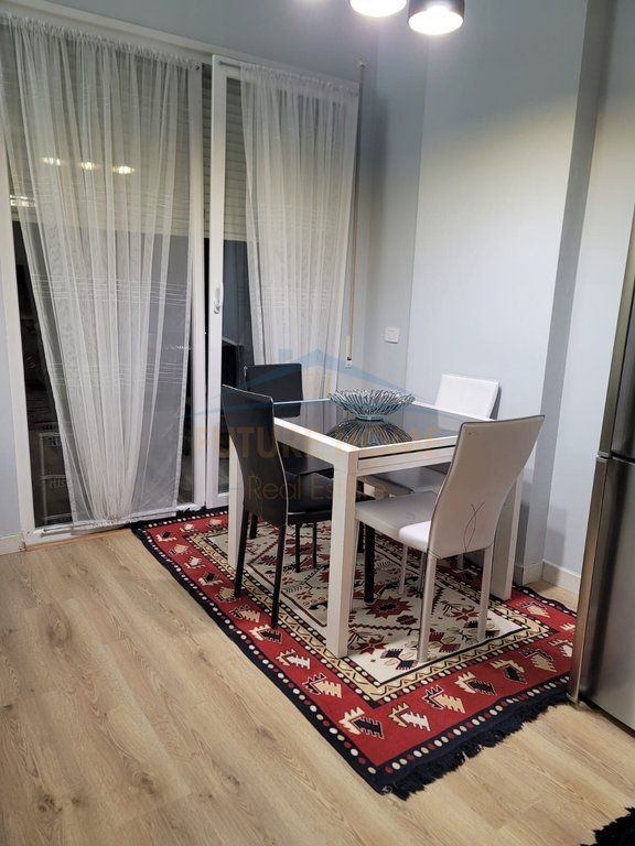 Rent, Apartment 2+1+2 5 Maji Street, Tirana 600 €