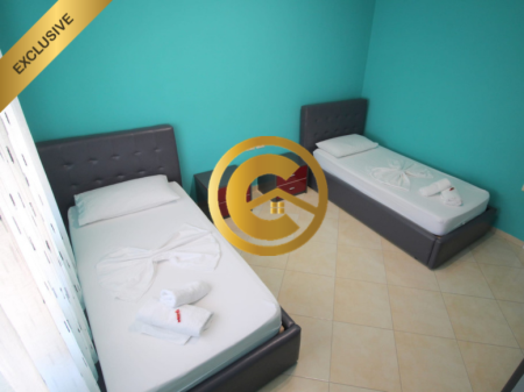 Apartament me Pamje Deti në Shitje në Sarandë – Mundësi Ideale Investimi në Rivierën Shqiptare