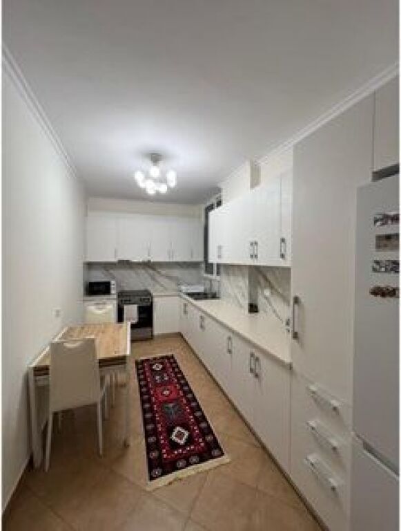 Apartament 2+1 me qira tek Rruga e Kavajes
