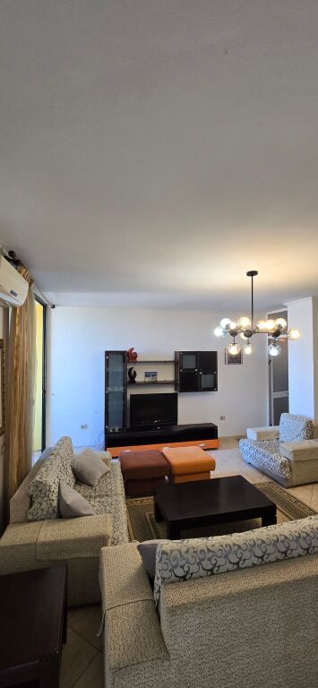APARTAMENT 3+1, 21 Dhjetori