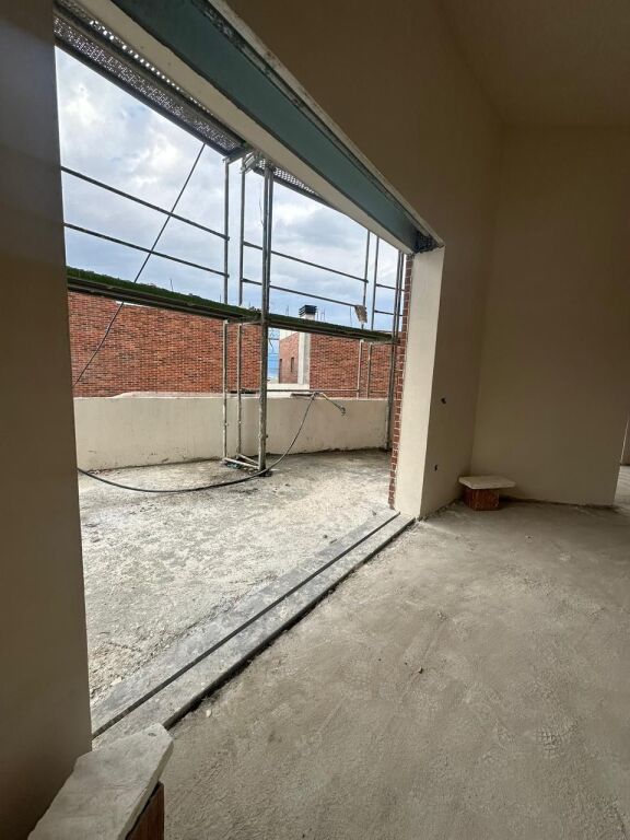 Shitet Apartament 2+1 Tek Rezidenca Kodra e Diellit 2