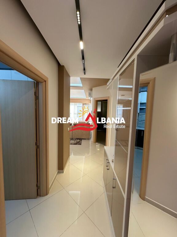 Duplex 3+1+3 me qera midis 2 Residencave Kodra e Diellit (ID 4231353).