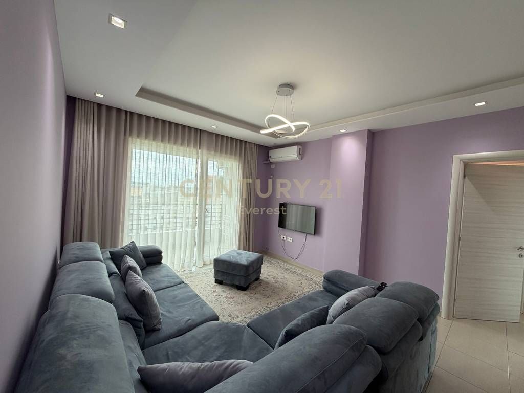 ISH RESTORANT DURRESI-SHESIM APARTAMENT 2+1+2
