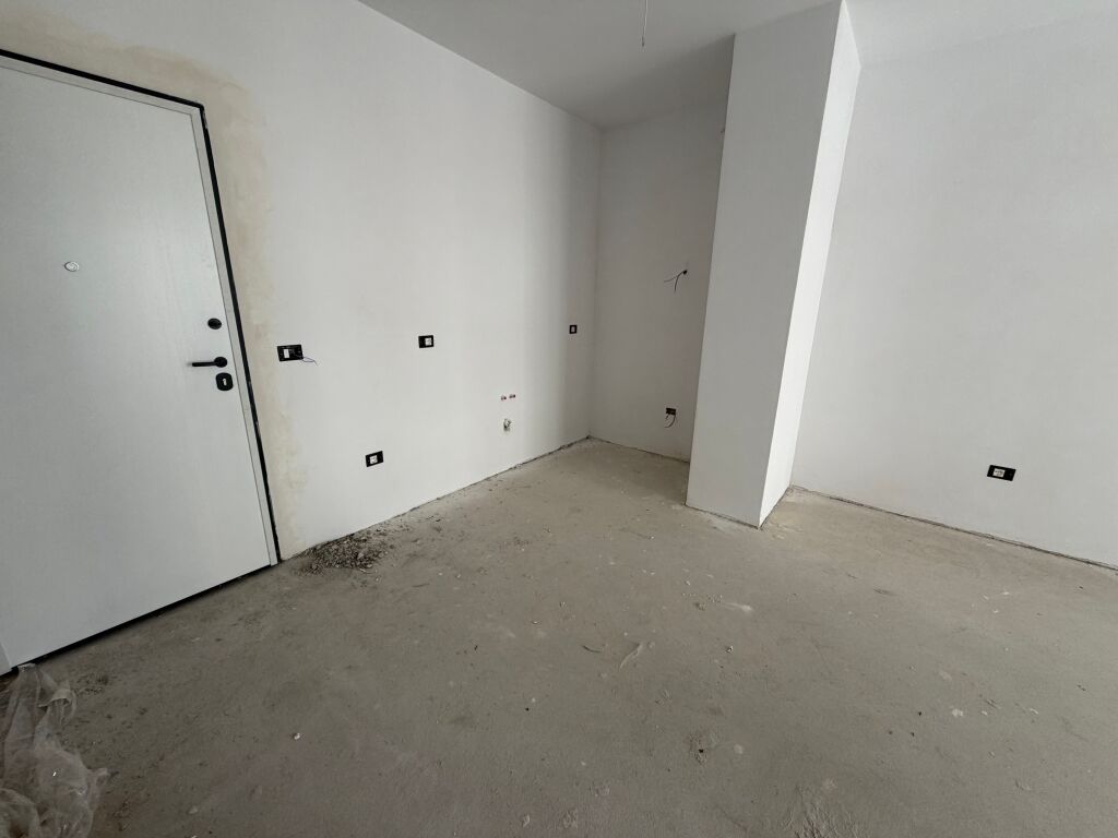 Disponojme për shitje nje apartament 1+1 📍Univers City Cmimi 80 mije euro