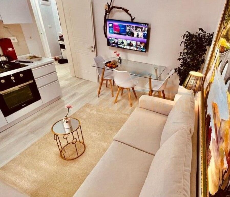 Shitet Apartament 1+1, Blloku