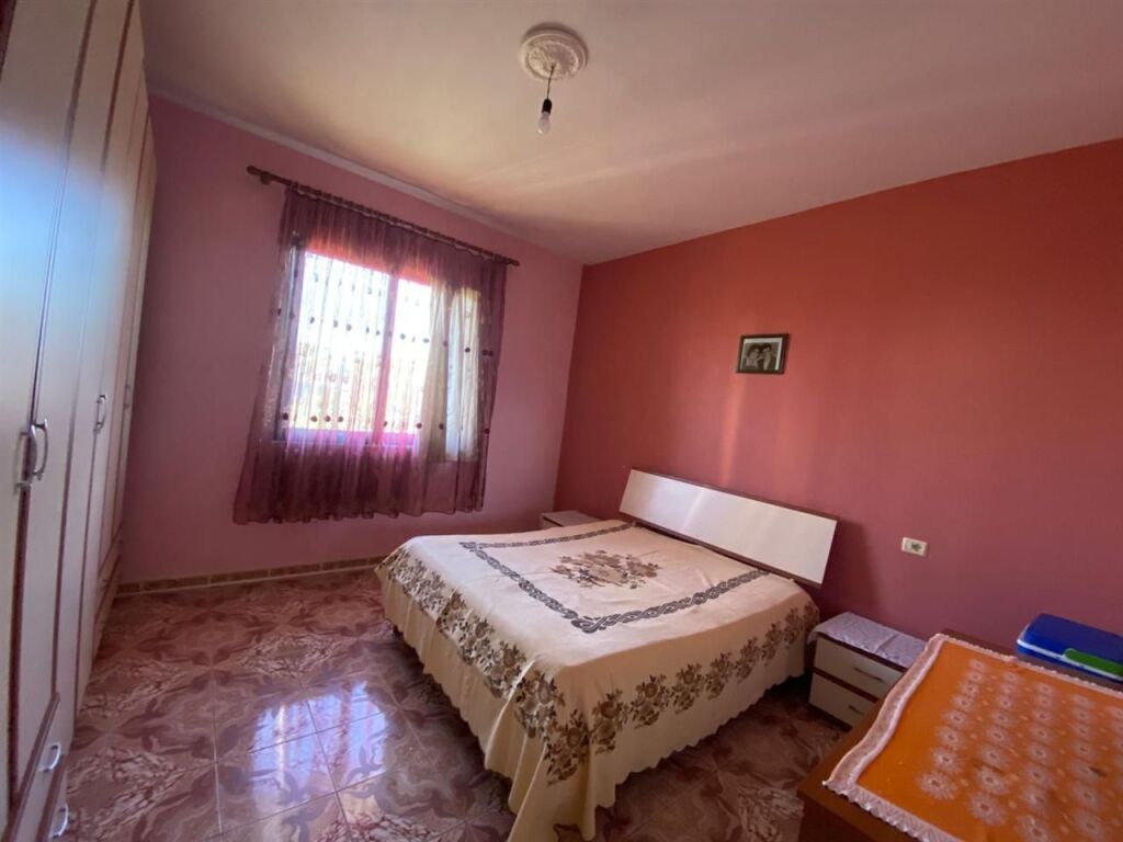 SHITET VILE 1- KATSHE + DYQAN XHAFZOTAJ DURRES 200.000 EURO