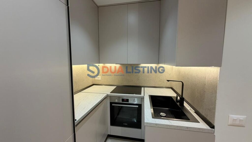 Shitet Apartament Modern 2+1 , 21 Dhjetori