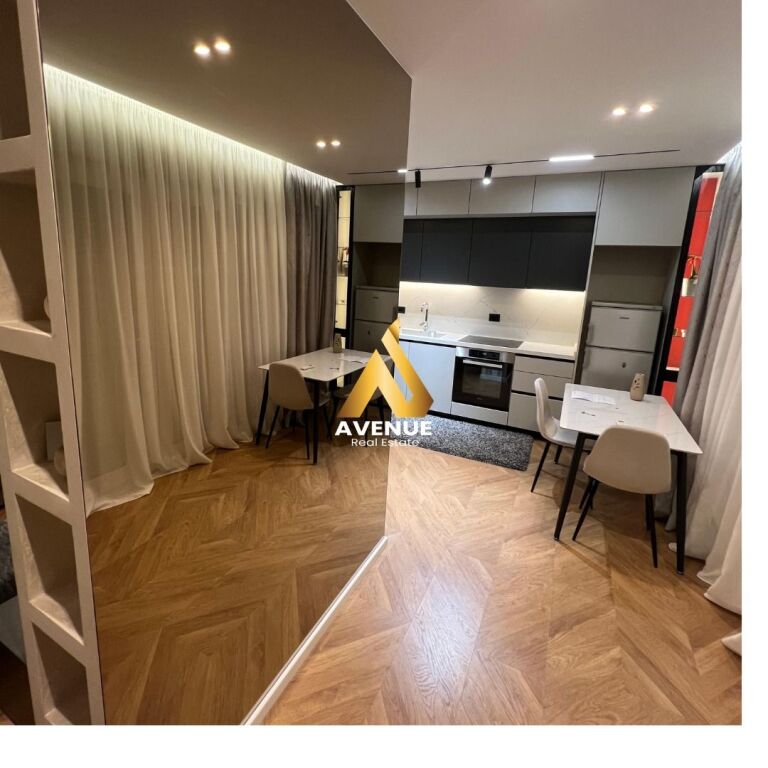 Jepet me qera apartament 1+1 luksoz te Kodra e Diellit 1, Tiranë,
