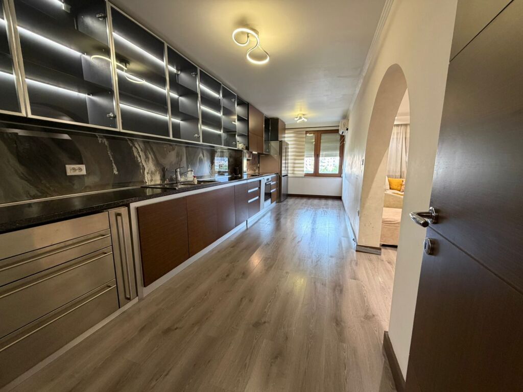 LAPRAKE_SHITET APARTAMENT 3+1+2 (I KONVERTUAR NE 2+1 + DHOME LAVANDERIE)