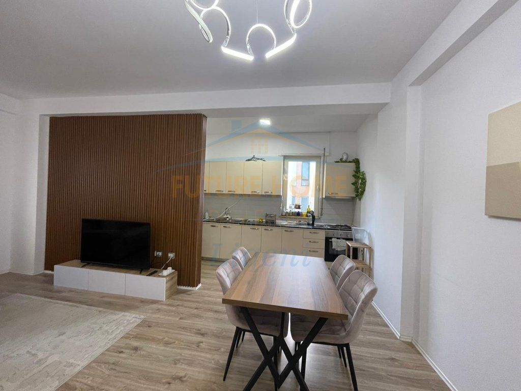 Apartament 1+1, Liqeni I Thatë, Tiranë.