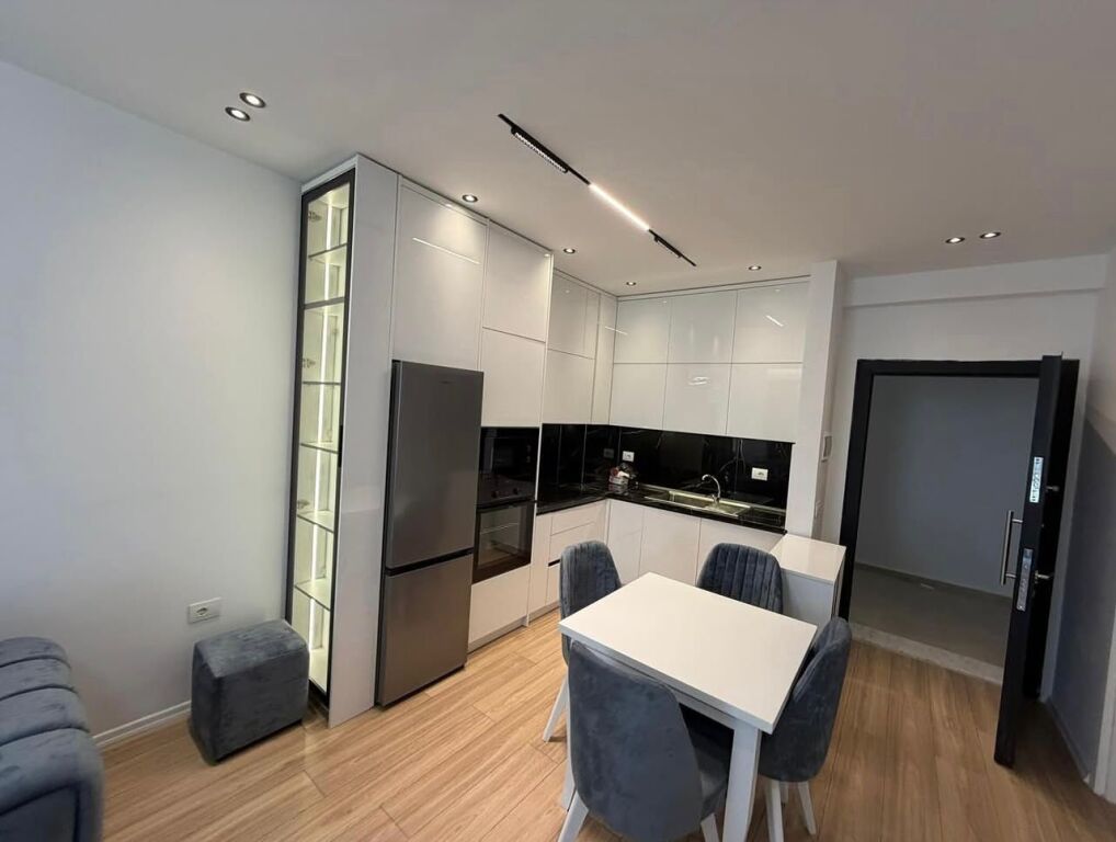 For rent 1+1 Urban Gate Astir 50,000 lek