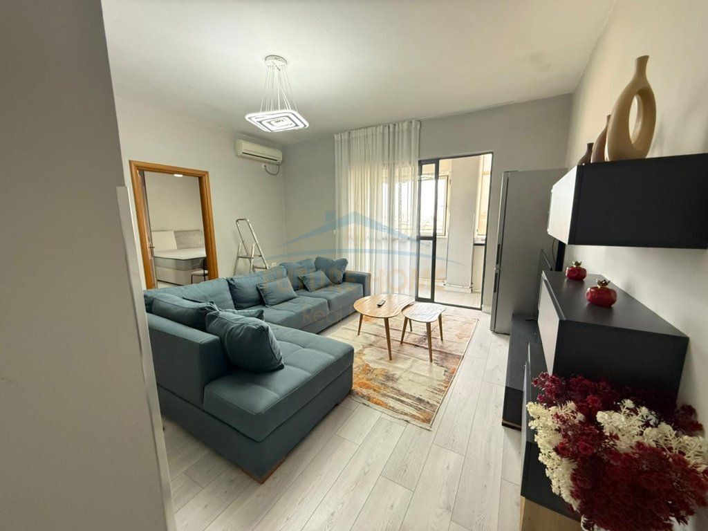 Rent, Apartment 2+1, Jean D'arc Boulevard, opposite the New Maternity