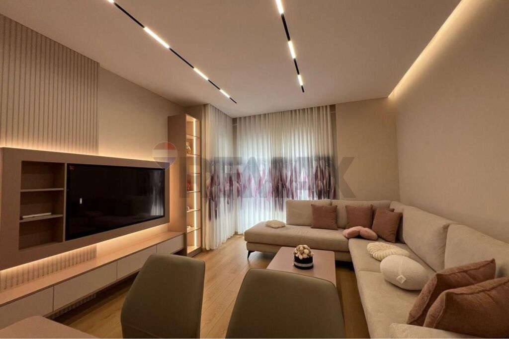 Apartament - Për Qira - Zogu I Zi, Tiranë