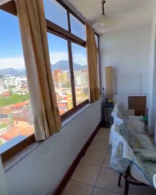 Apartament 2+1 per shitje prane Pazarit te Ri!