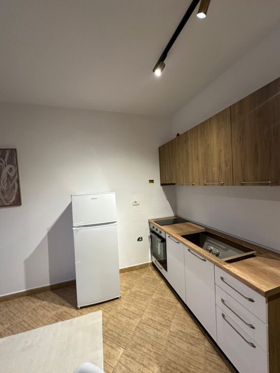 Studio apartment for sale at Shkembi Kavajes