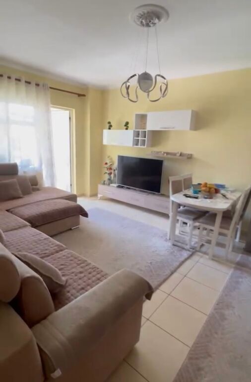 For rent 1+1 ASTIR TE WELLI 40,000 leke