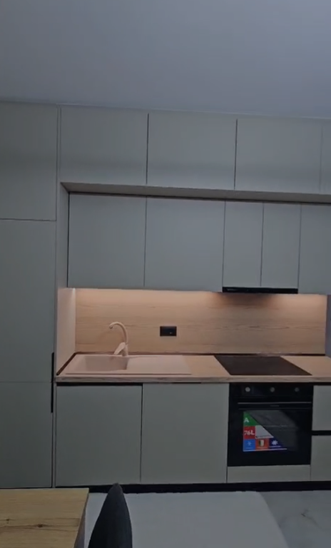 Rent | Apartament 1 + 1 | Rruga 5 Maji | 470 €/month