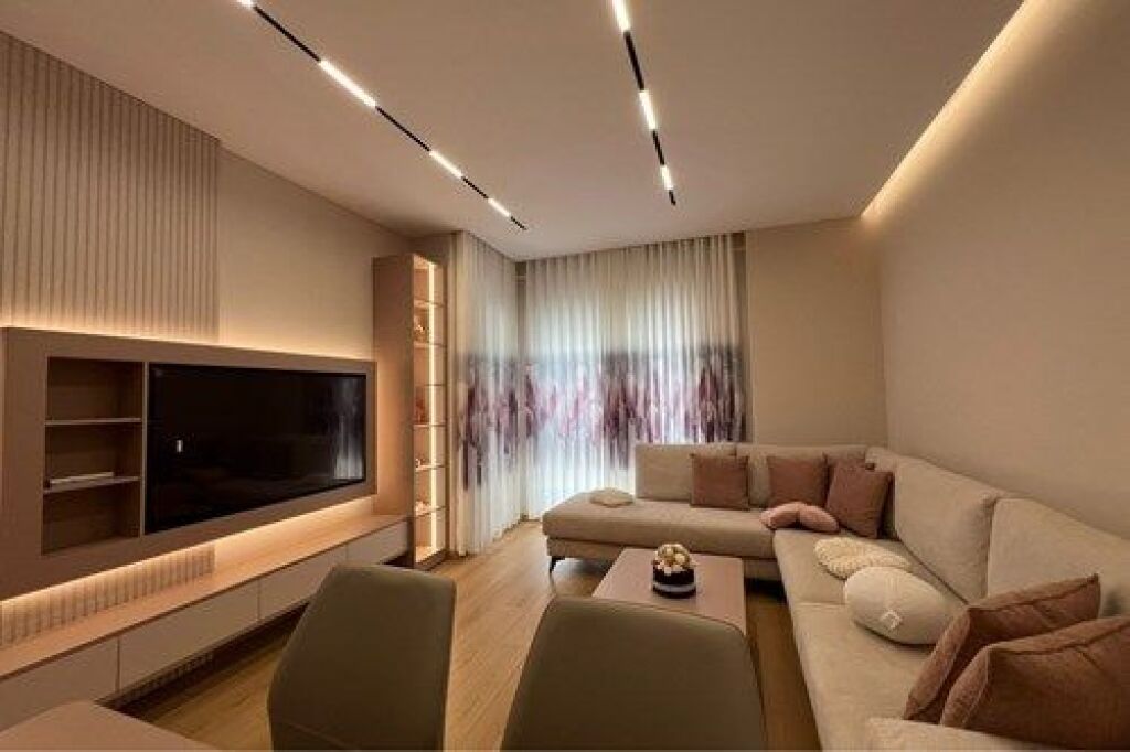 Apartament 2+1 me qira tek Zogu i Zi