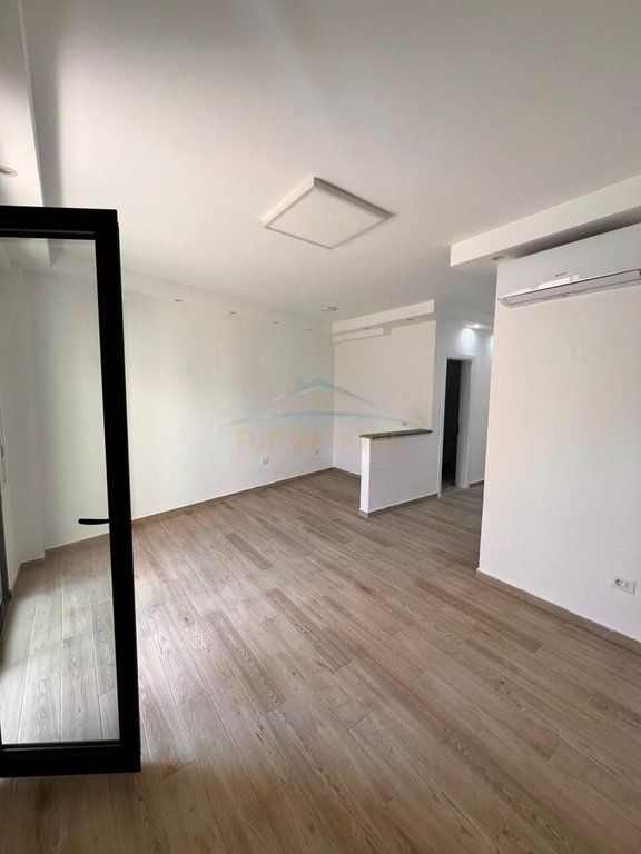 Apartment 1+1+parking space for sale Elbasan Street
