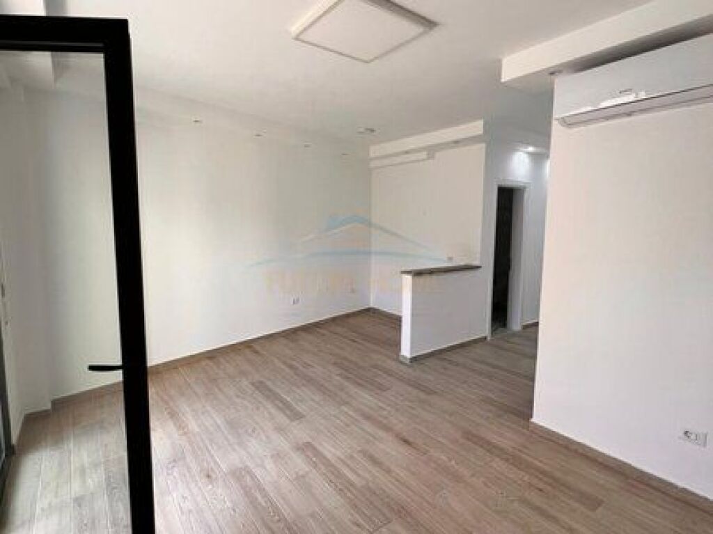 Shitet, Apartament 1+1, Rruga e Elbasanit