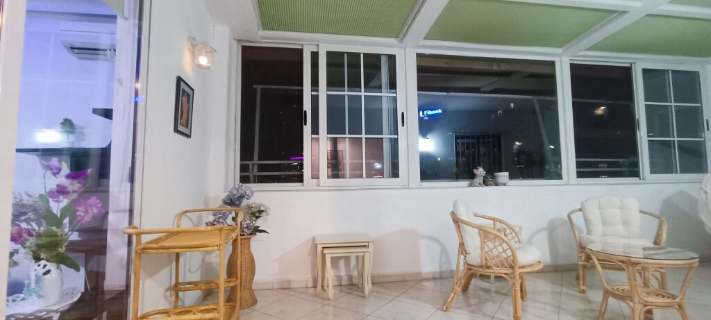 Super Apartament + Verande Në Bllok