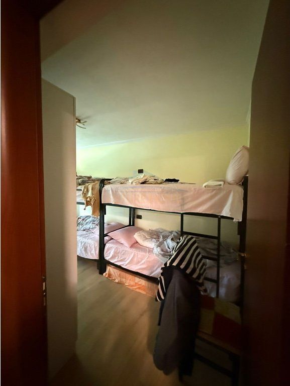 Shitet,Apartament 2+1, Myslym Shyr Tiranë