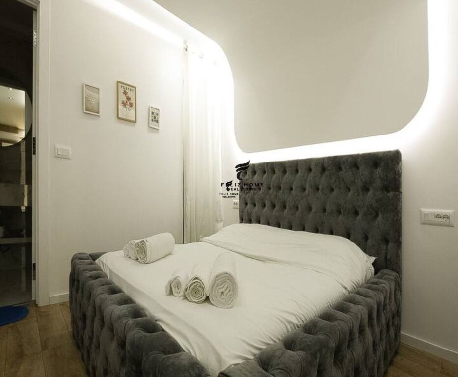 GARSIONERE ME QERA 40 M2 21 DHJETORI 55.000 LEKE FH-74352